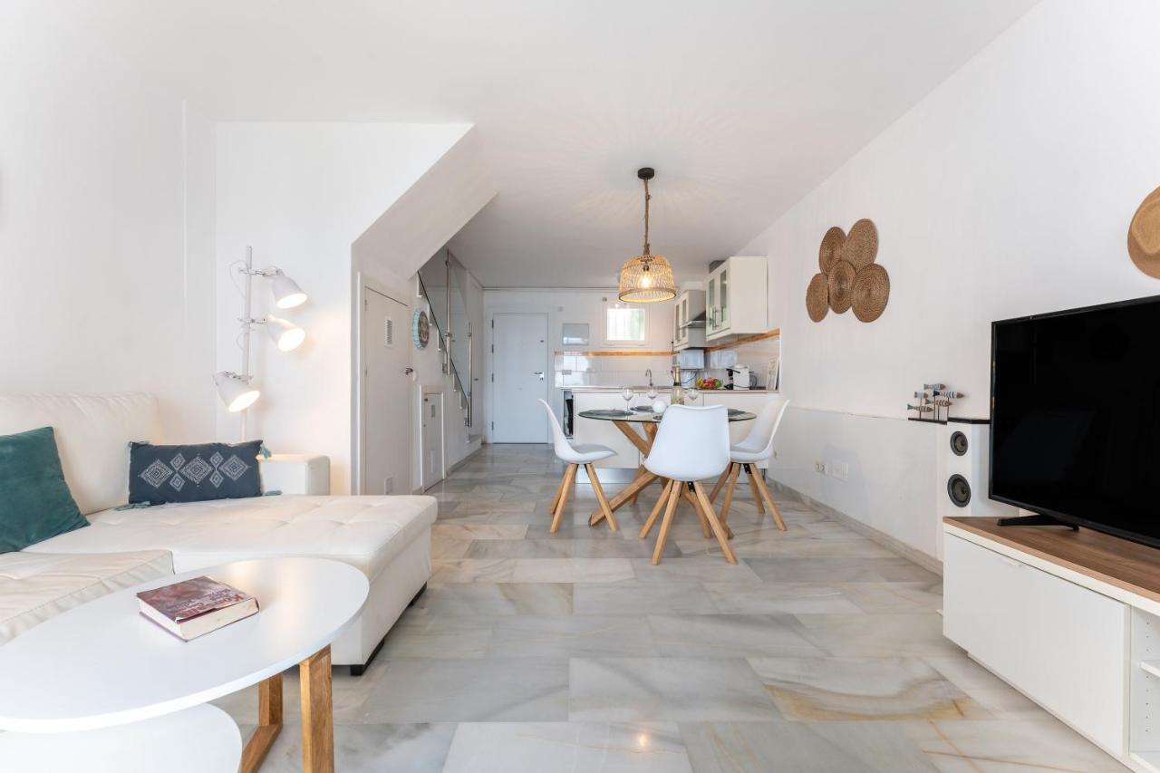 Sea Front House Micaela I