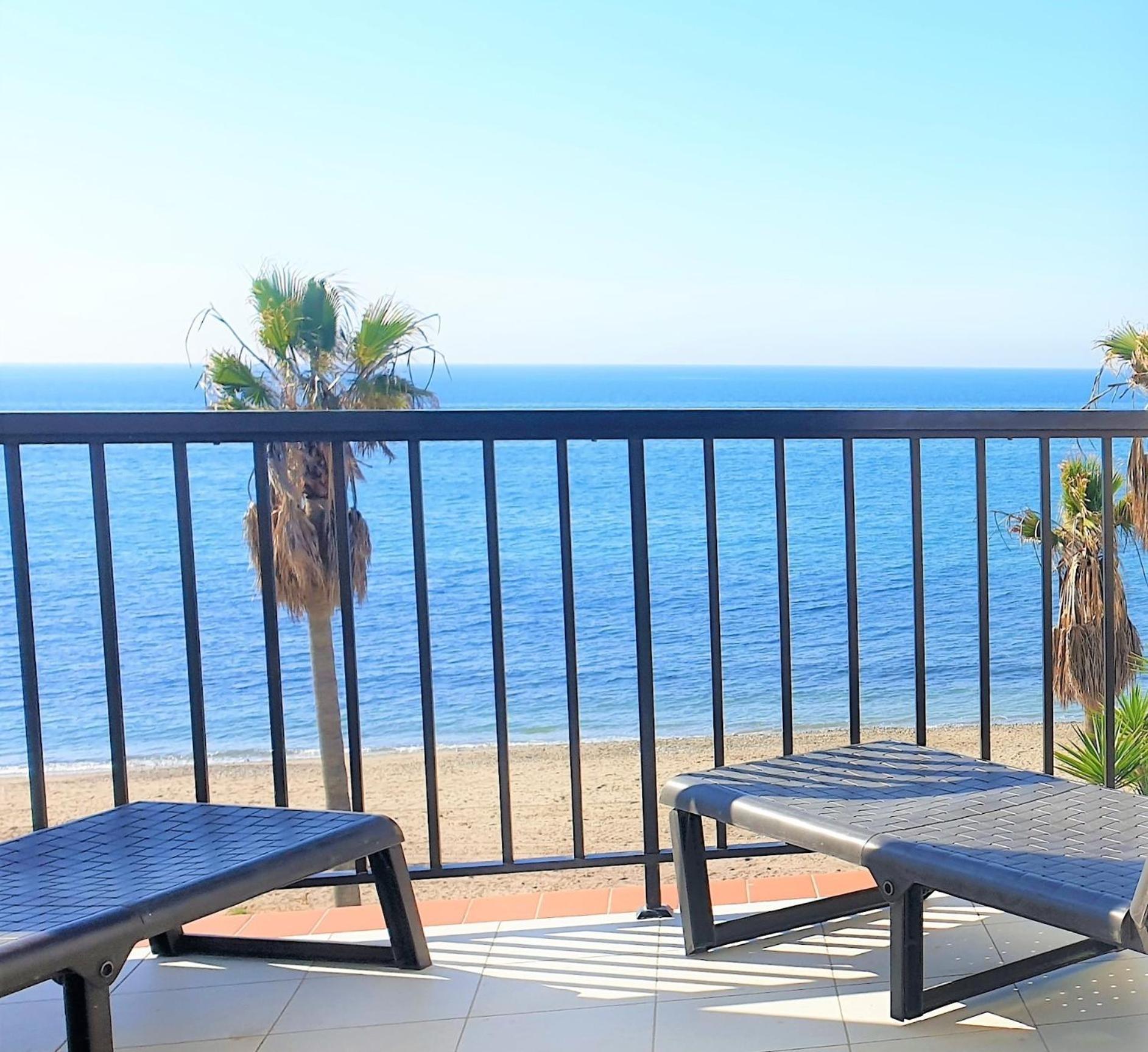 Apartment Sea Front House Micaela I *